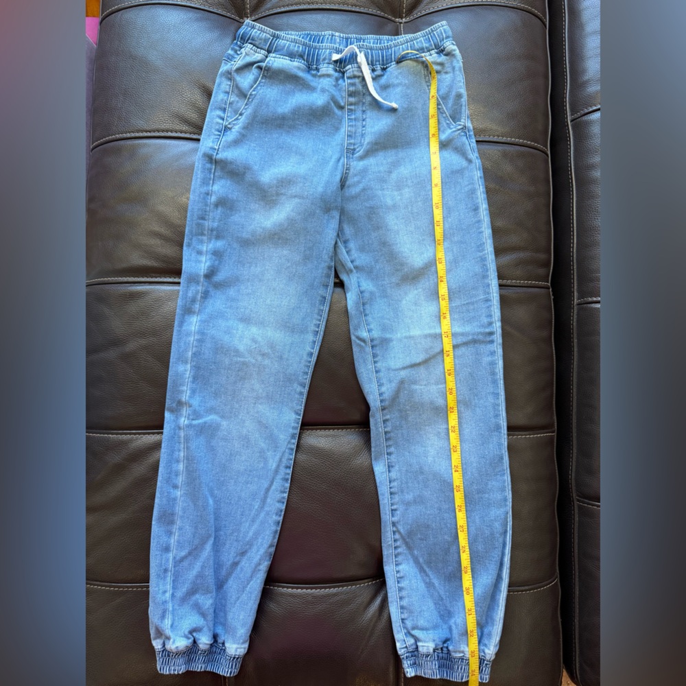 Girl's Blue Jeans